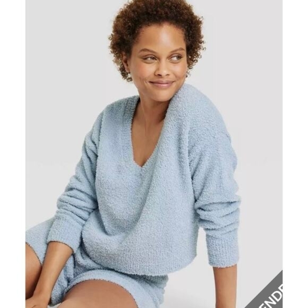 NWT Target brand- Stars Above®- Cozy Blue Cropped Women's Sweater Size Large